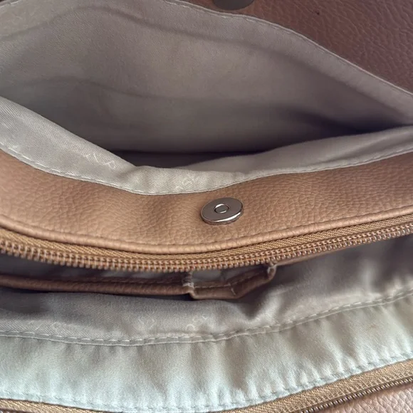 Tan/camel Rossetti handbag. Like new condition. Endless pockets! - Picture 7 of 8